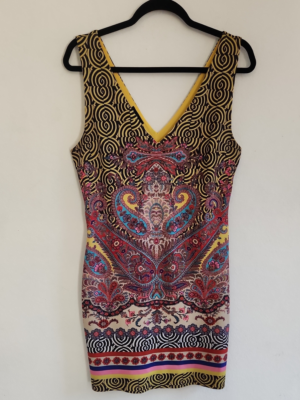 ​BEBE Y2k Vibrant Paisley Geometric V-Neck Bodycon Mini Dress M Indie Sleaze